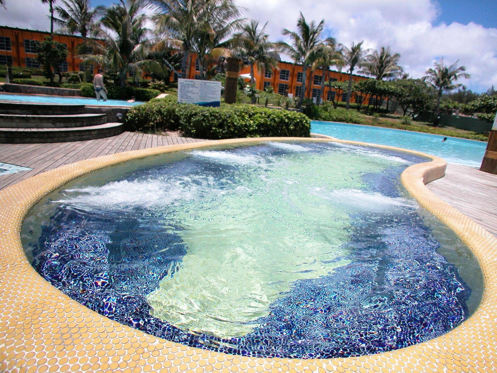 Chateau Beach Resort Kenting Faciliteter billede A spa pool