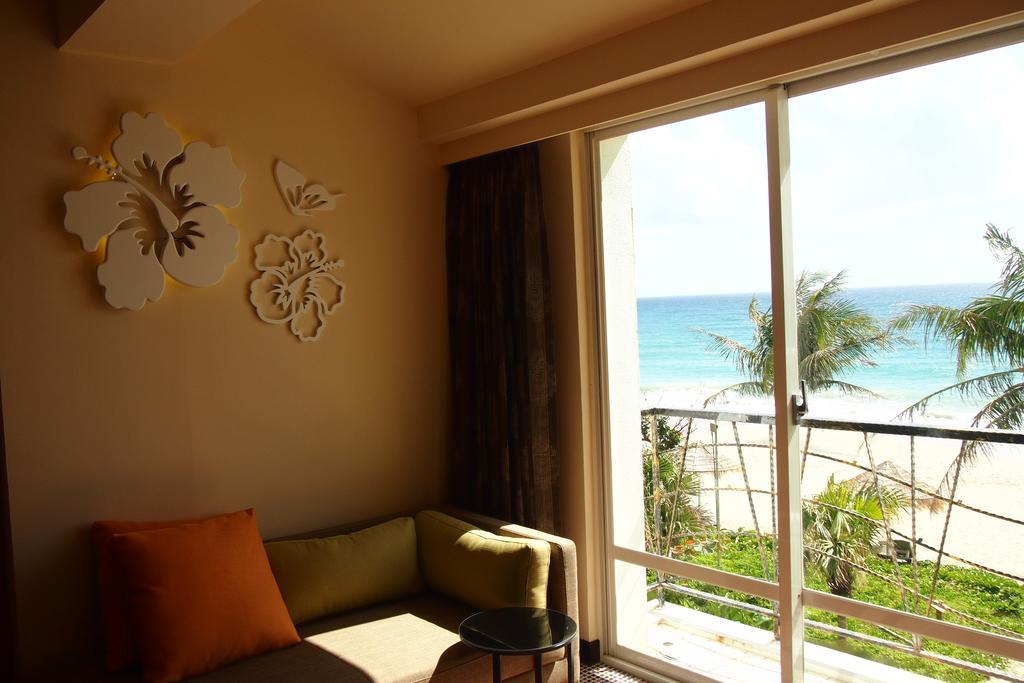 Chateau Beach Resort Kenting Eksteriør billede A room at the Grand Palladium Hotel